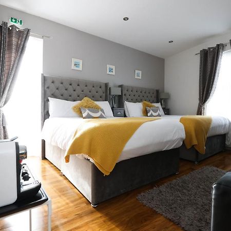 Hotel Mandalay Portrush Exterior foto
